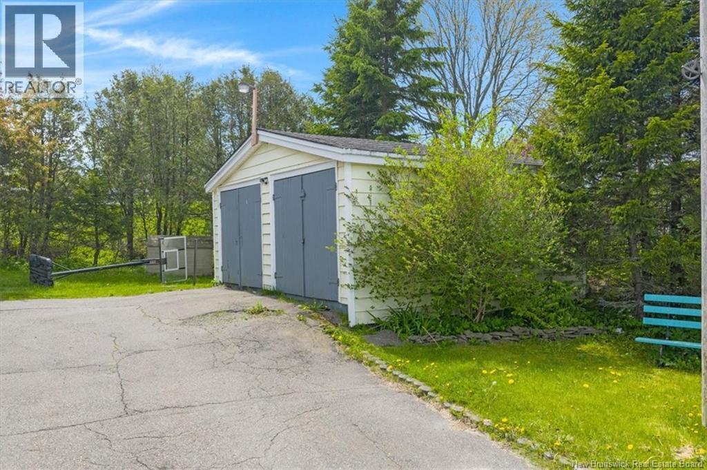 360 Riverview Drive Property Photo 24
