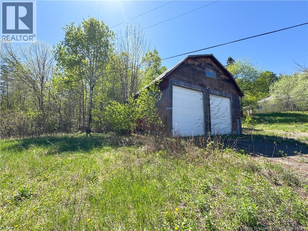 284 Main Street Property Photo 4