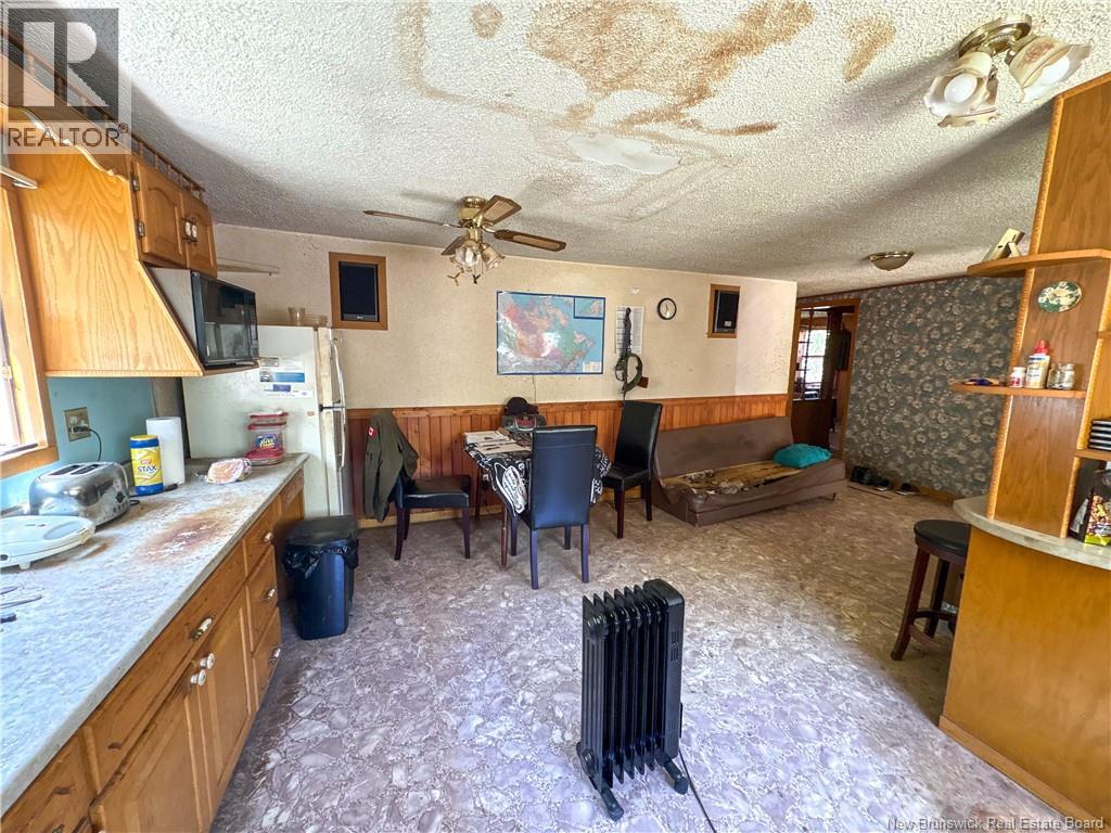 284 Main Street Property Photo 11