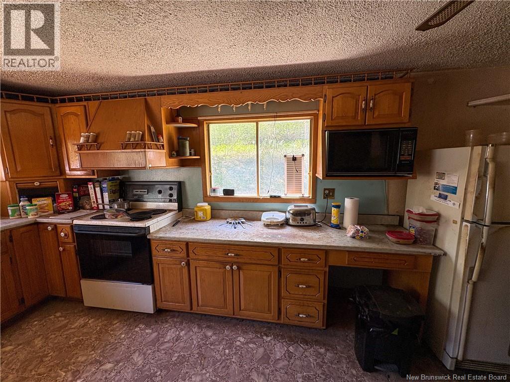 284 Main Street Property Photo 14