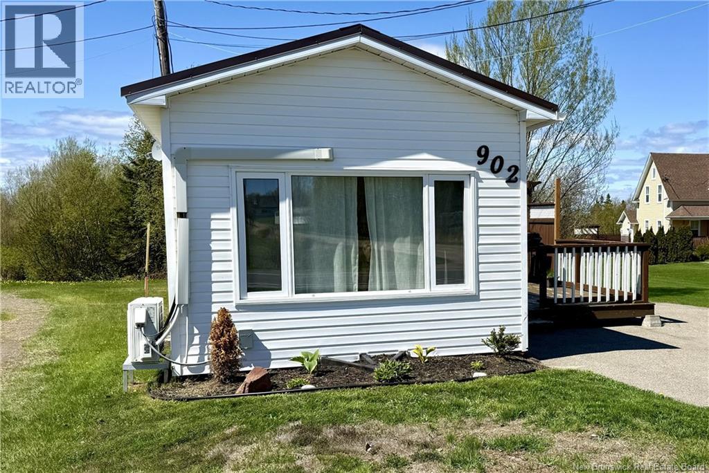 902 Boulevard Des Acadiens Property Photo 4