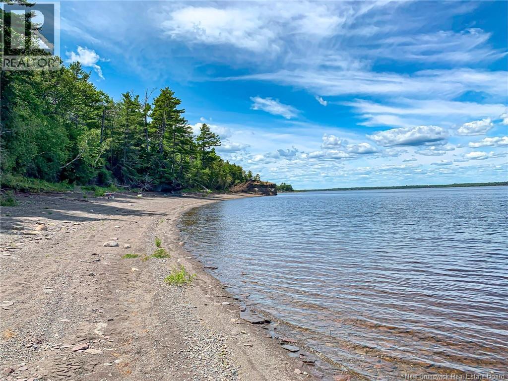 5 The Bluff Property Photo 10