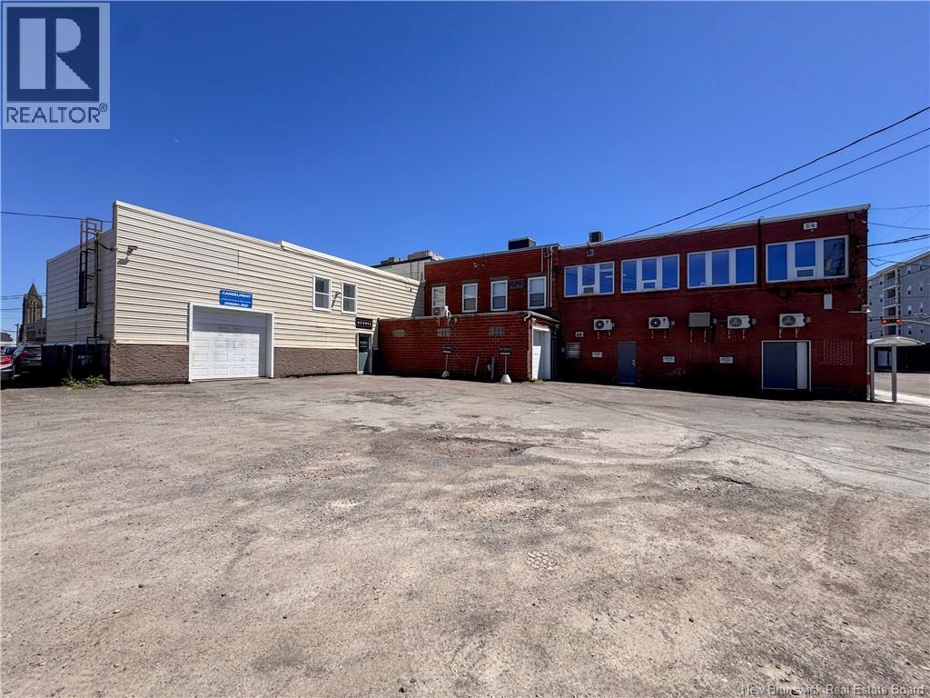 343 St. George Street Property Photo 9