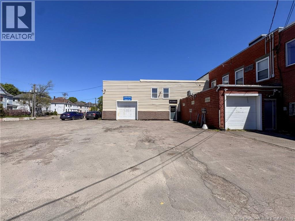 343 St. George Street Property Photo 10
