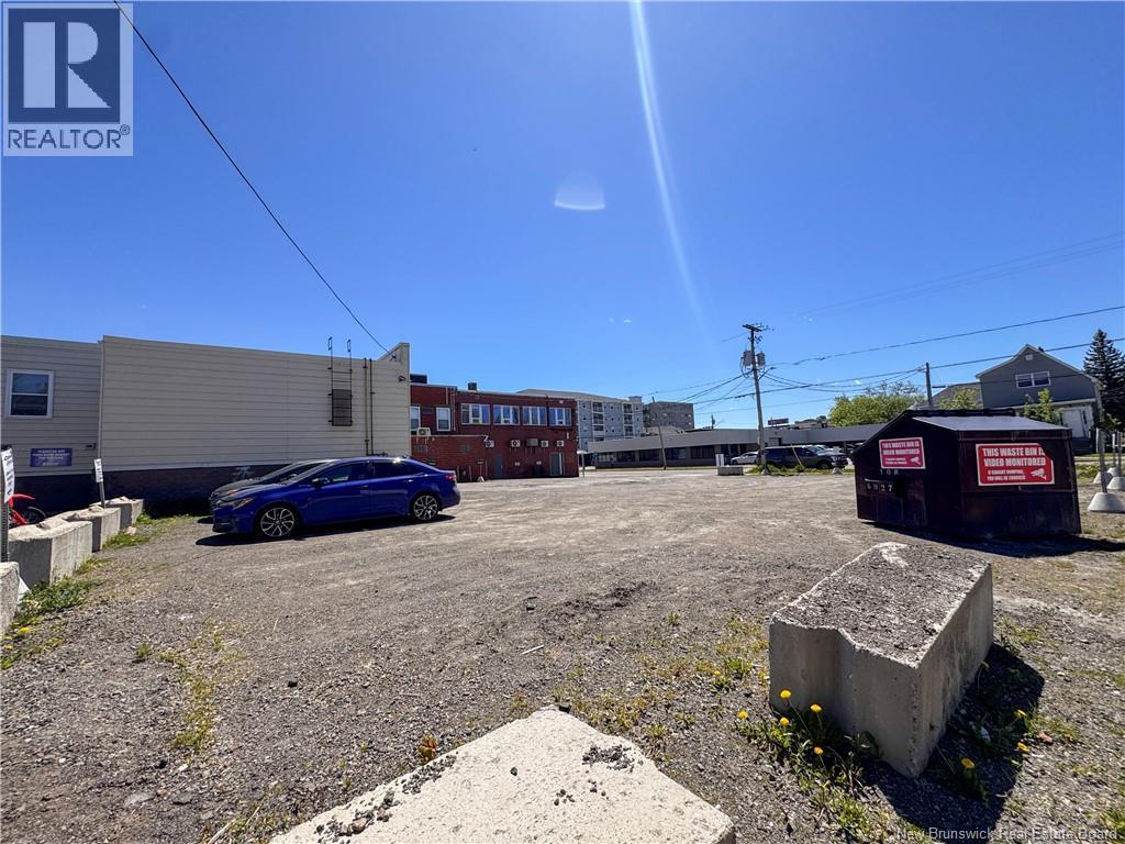 343 St. George Street Property Photo 11