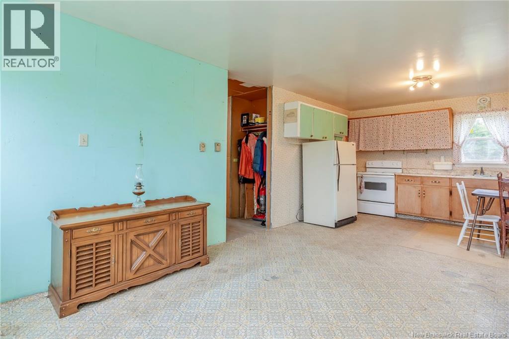 300 Brooklyn Road Property Photo 7