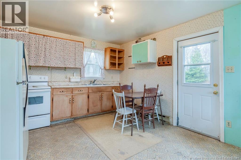 300 Brooklyn Road Property Photo 8