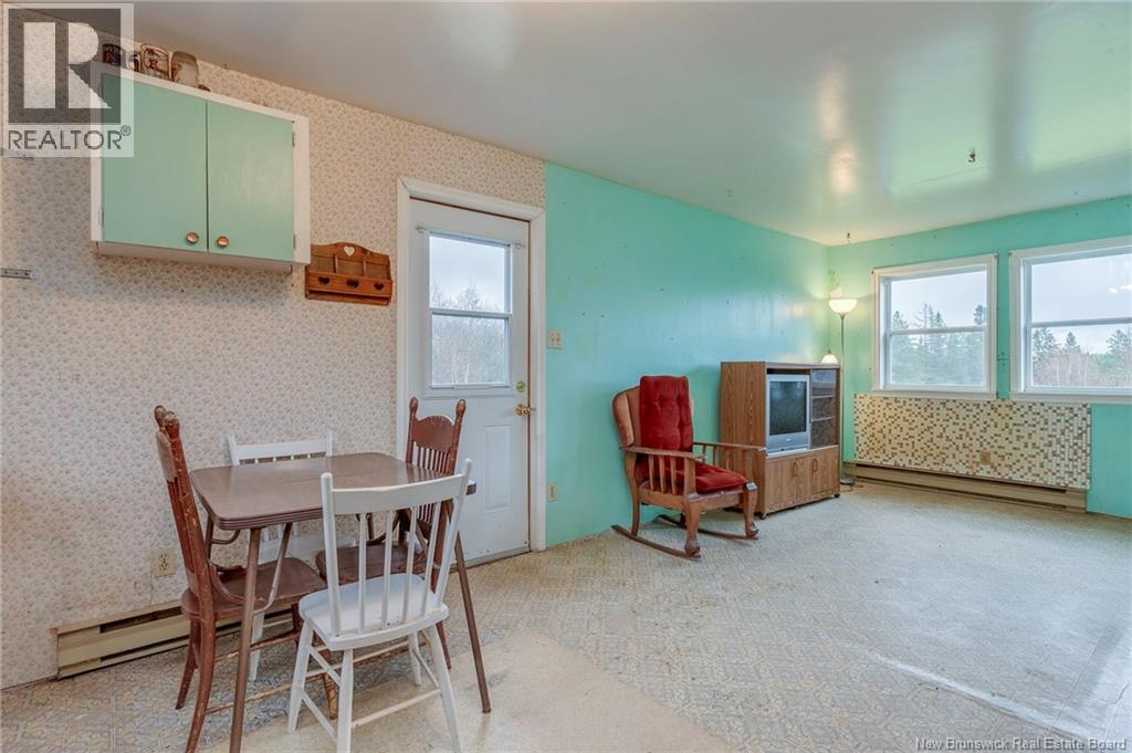 300 Brooklyn Road Property Photo 10