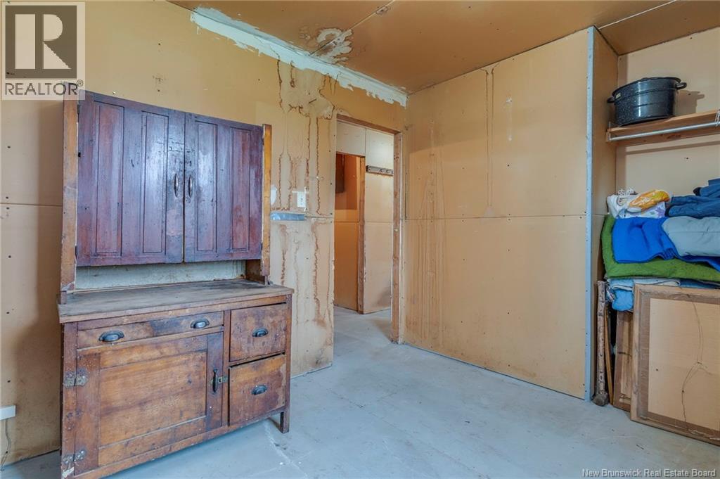 300 Brooklyn Road Property Photo 18