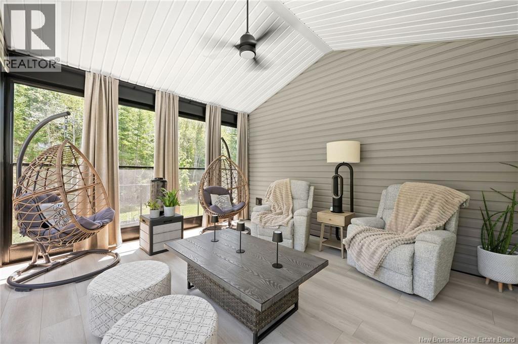 49 Chanterelle Street Property Photo 17