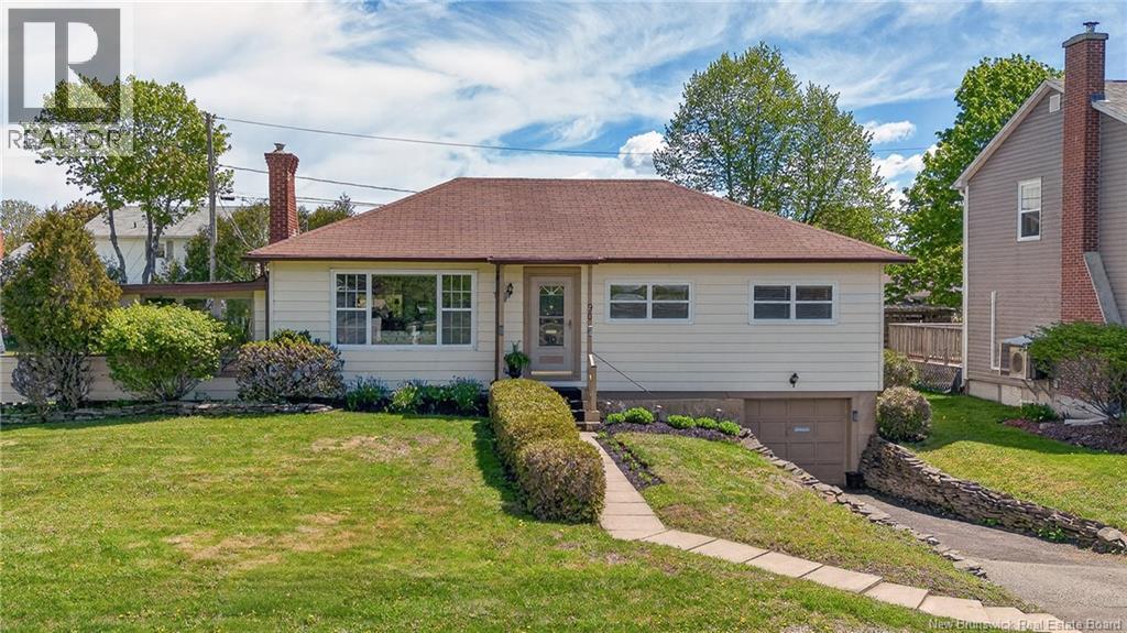 90 Bayview Drive Property Photo 1