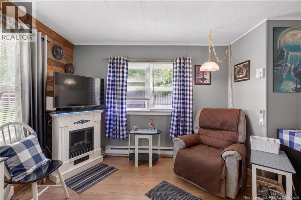 16 Tait Crescent Property Photo 9