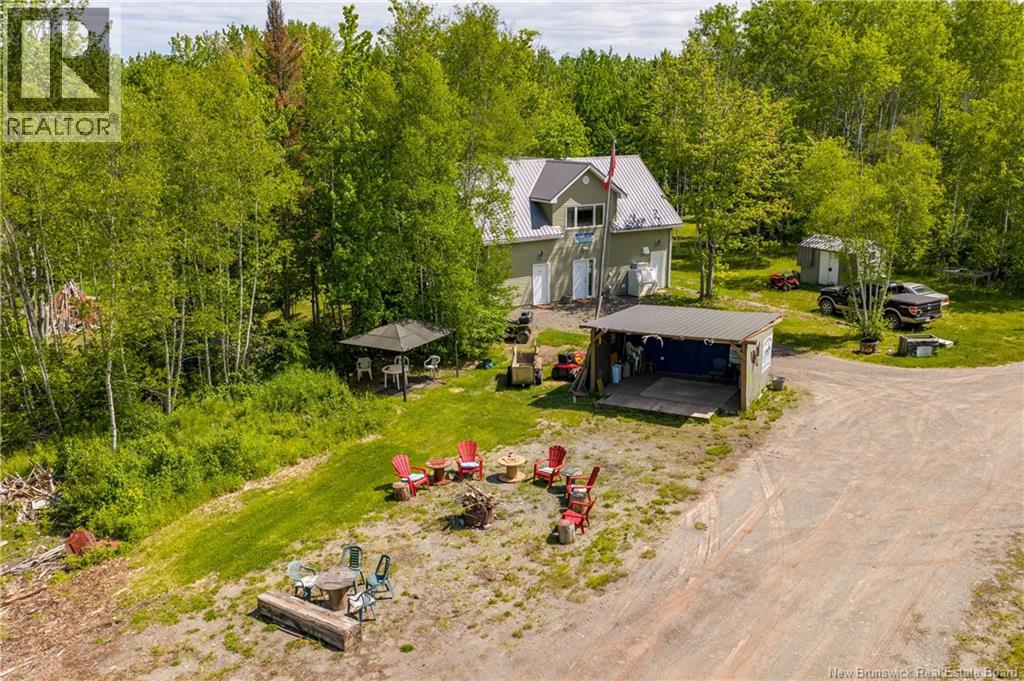 423 Salisbury Back Road Property Photo 3