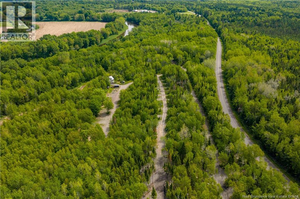 423 Salisbury Back Road Property Photo 5