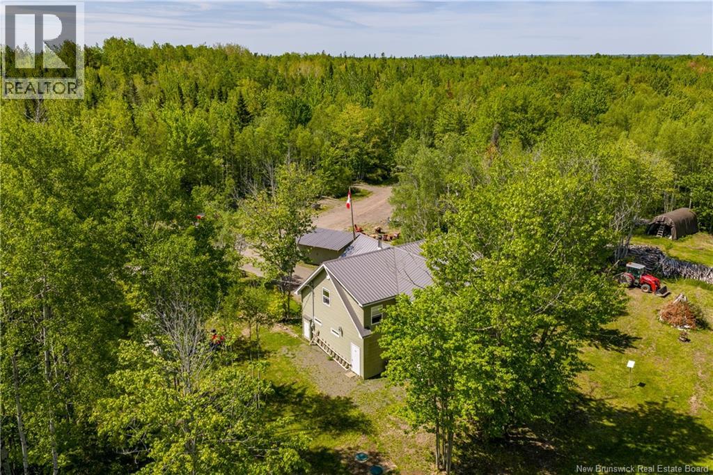423 Salisbury Back Road Property Photo 8