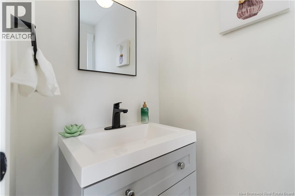 80 Ealey Crescent Property Photo 12