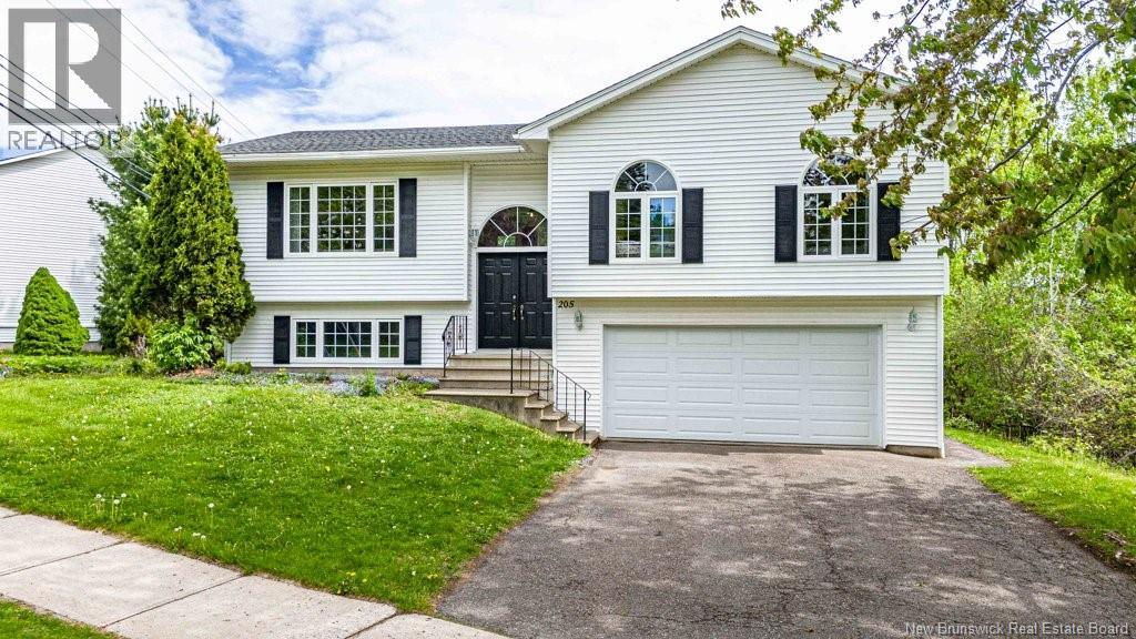 205 Kimble Drive Property Photo 1
