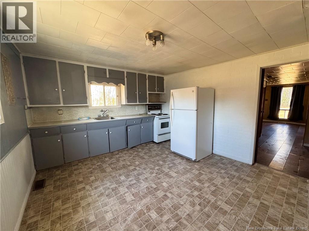 466 Route 123 Property Photo 4