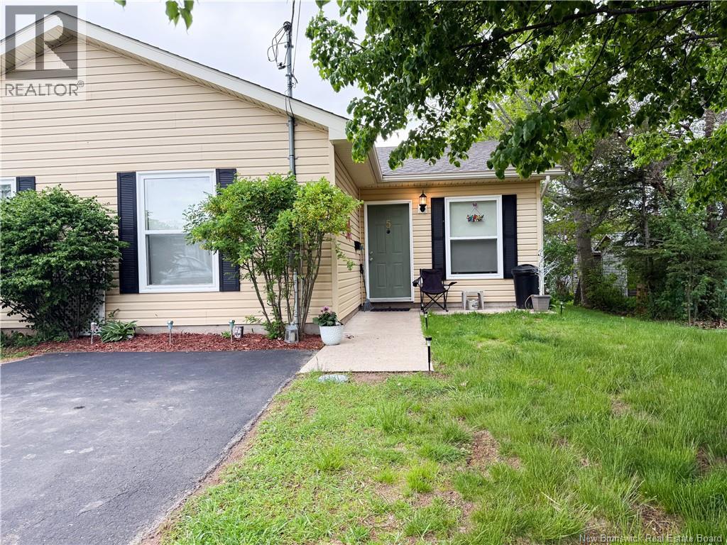 5 Imperial Drive
