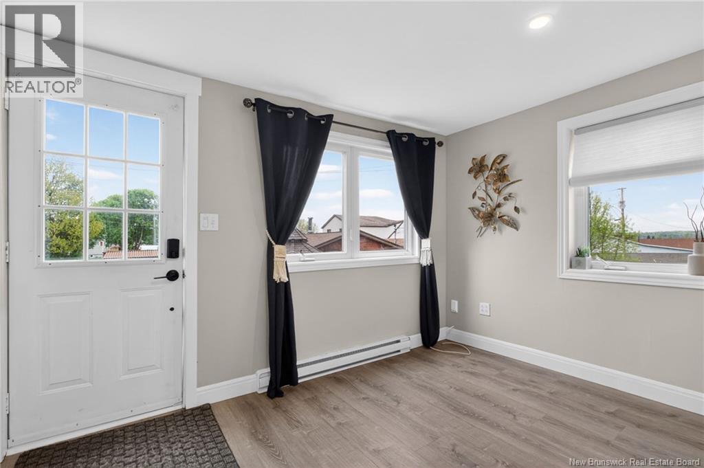 8 Nowlan Avenue Property Photo 3