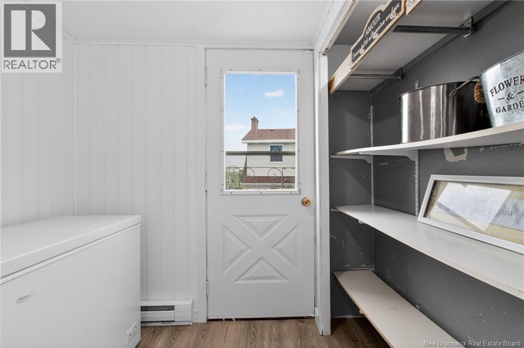 8 Nowlan Avenue Property Photo 15