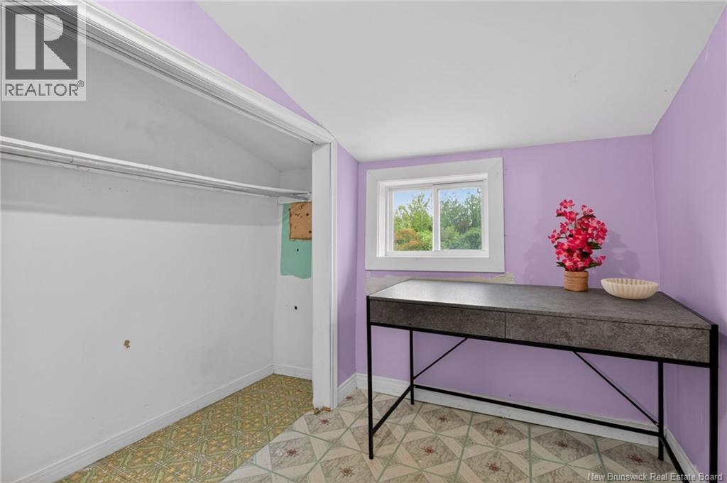 8 Nowlan Avenue Property Photo 22