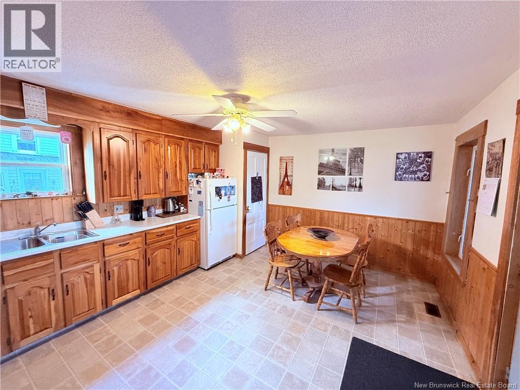128 Houlton Street Property Photo 5