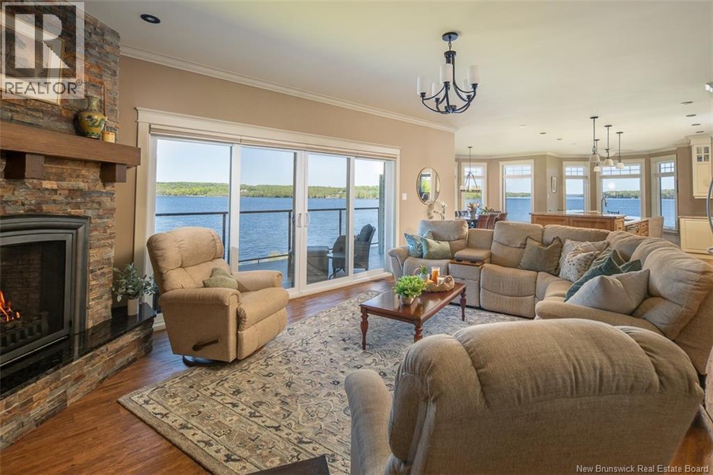 40 Awesome Way Property Photo 5