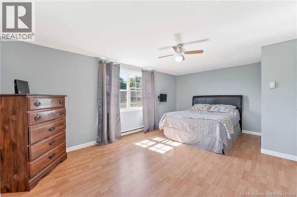 99a Glebe Road Property Photo 17