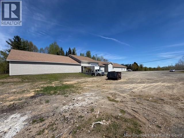 41 Rue Drapeau Property Photo 5