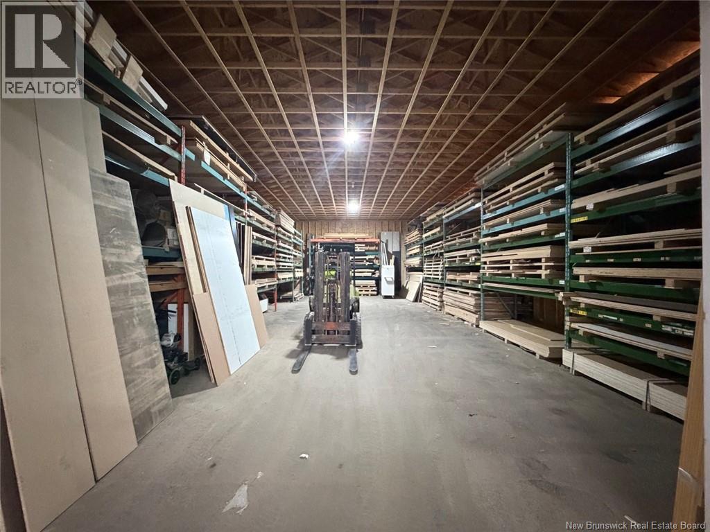 41 Rue Drapeau Property Photo 17