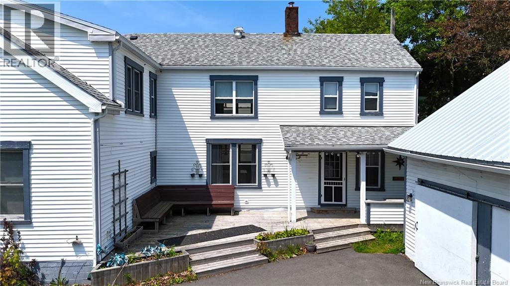 7 St. Croix Street Property Photo 4