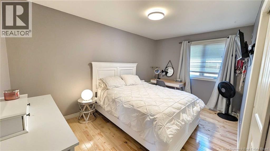 948 Rue Des Chalets Street Property Photo 10