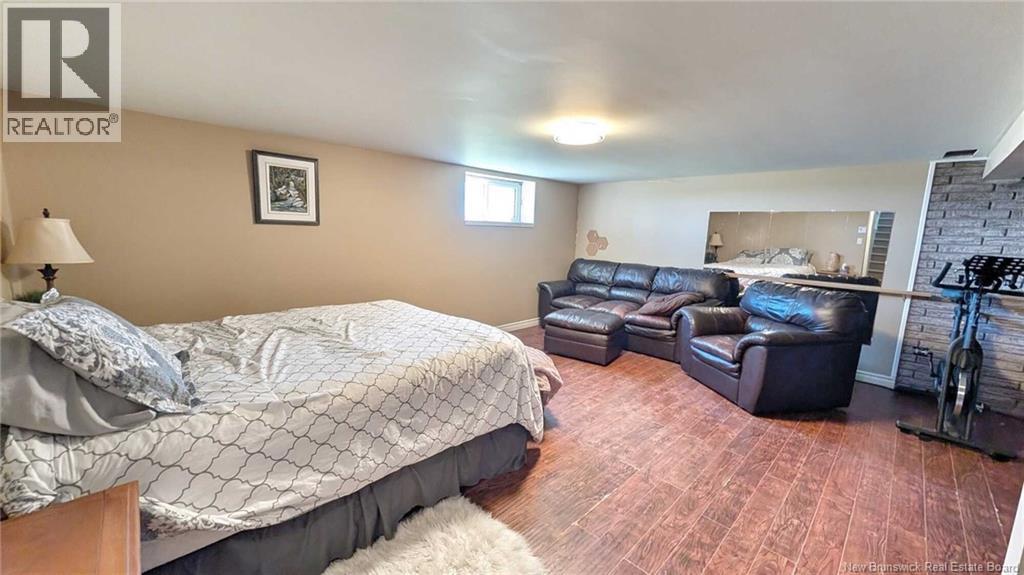 948 Rue Des Chalets Street Property Photo 12