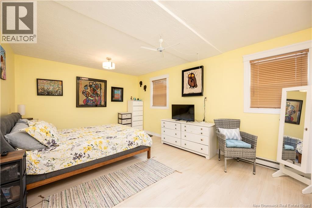 101 Winter Street Property Photo 6