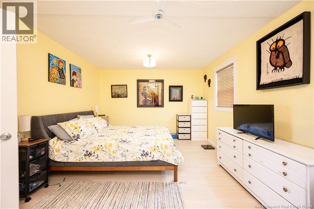 101 Winter Street Property Photo 7