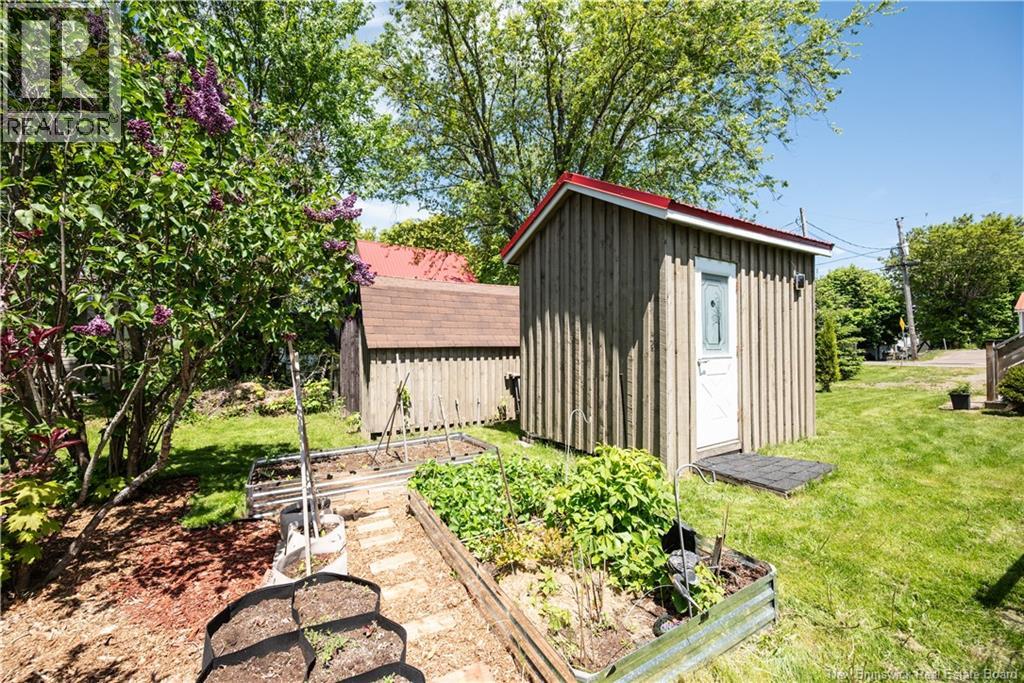 101 Winter Street Property Photo 44