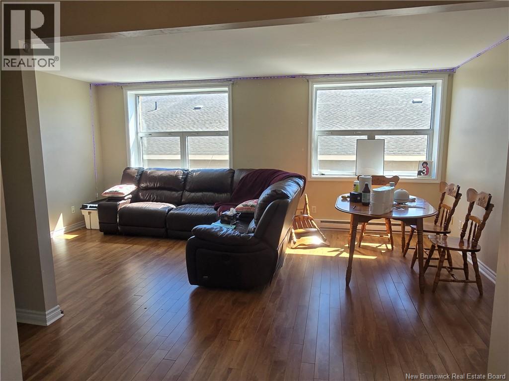 86 Main Street Property Photo 17