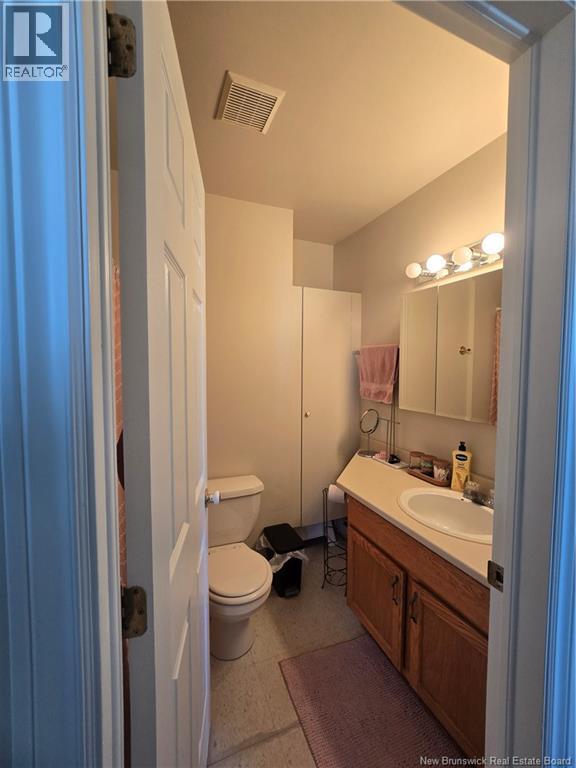 86 Main Street Property Photo 37