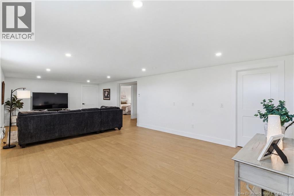 18 Bedeche Street Property Photo 25