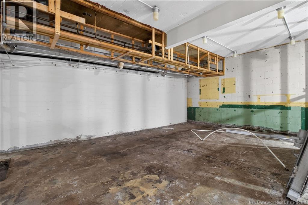 881 Main Street Property Photo 32