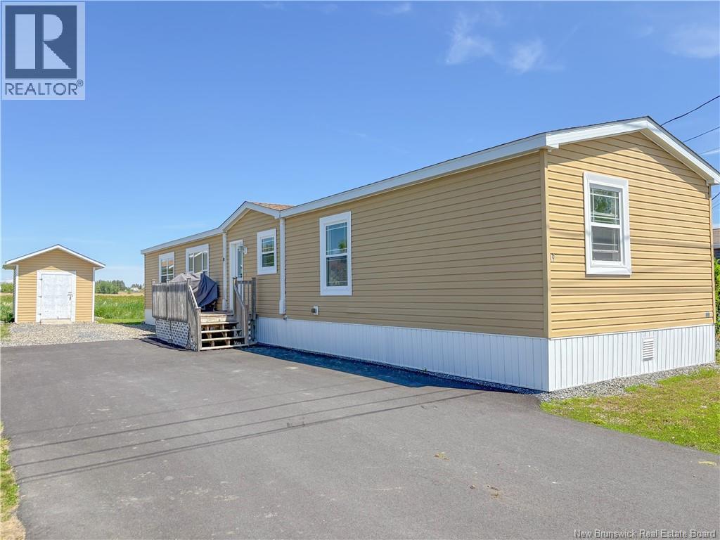 19 Carr Lane Property Photo 37