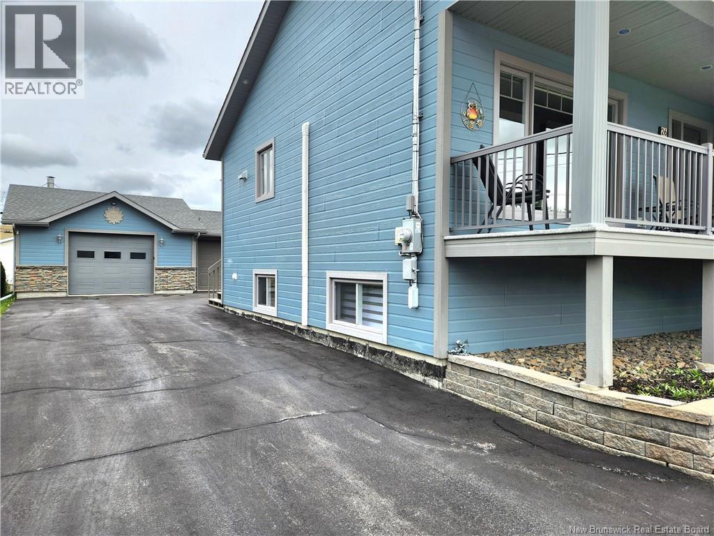 26 Rue Mgr Melanson Property Photo 6