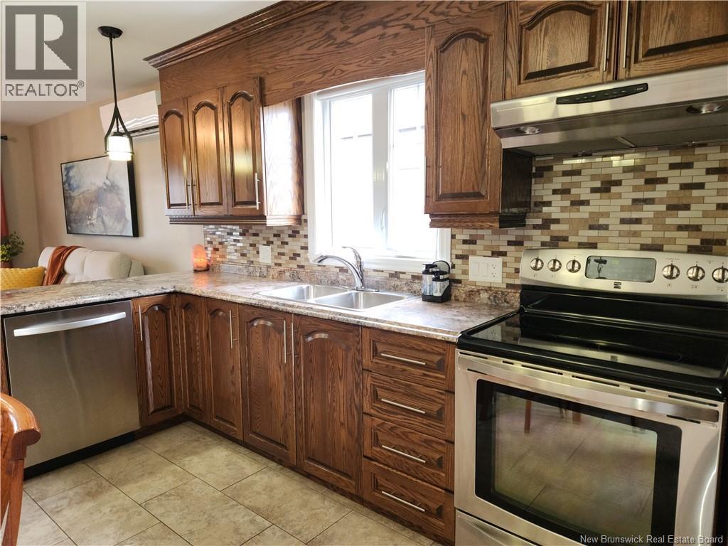 26 Rue Mgr Melanson Property Photo 11