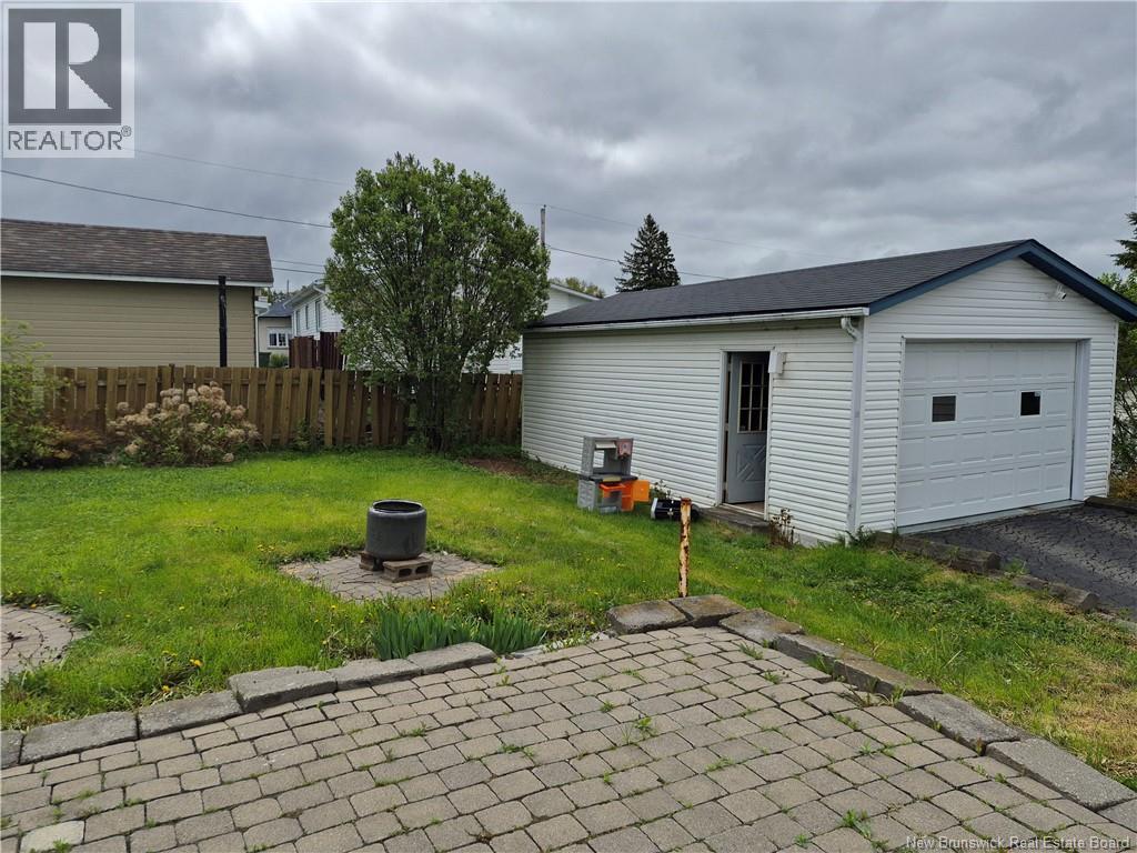 115 46th Ave Property Photo 3