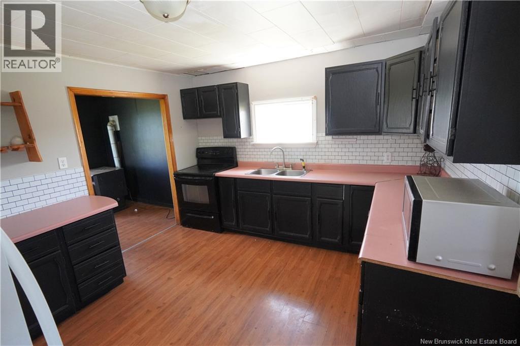 202 White Head Road Property Photo 6