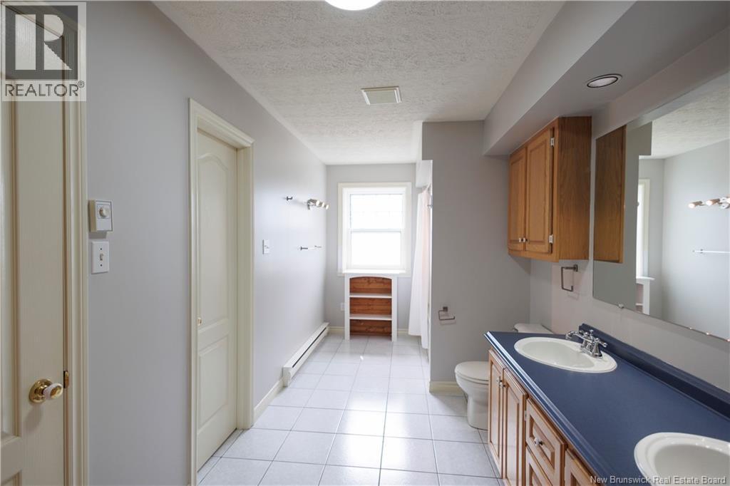 90 Nowlan Street Property Photo 42