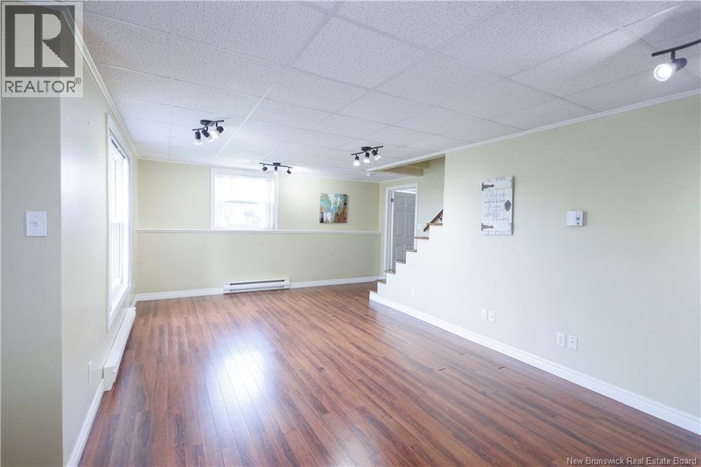 90 Nowlan Street Property Photo 45