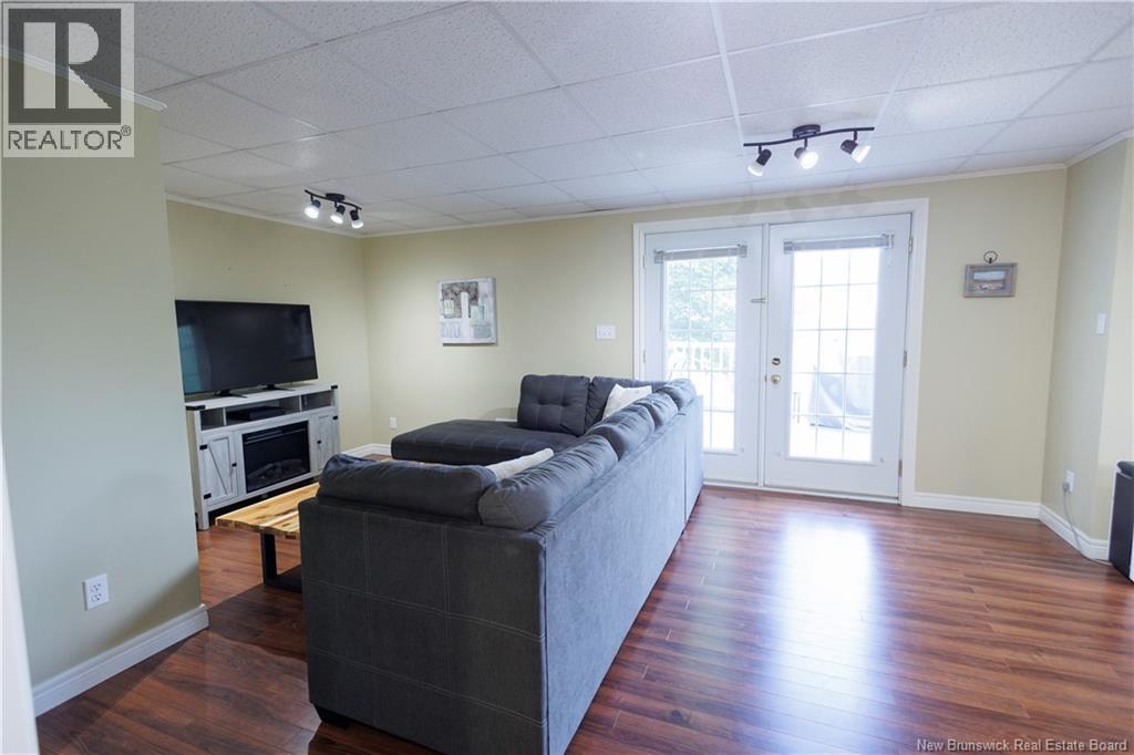 90 Nowlan Street Property Photo 46