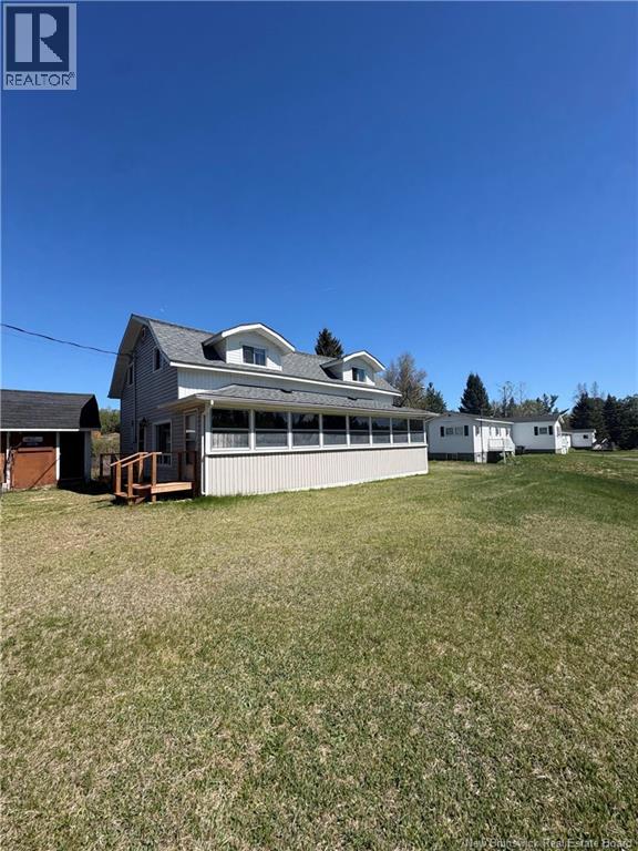 1076 HOWARD RD